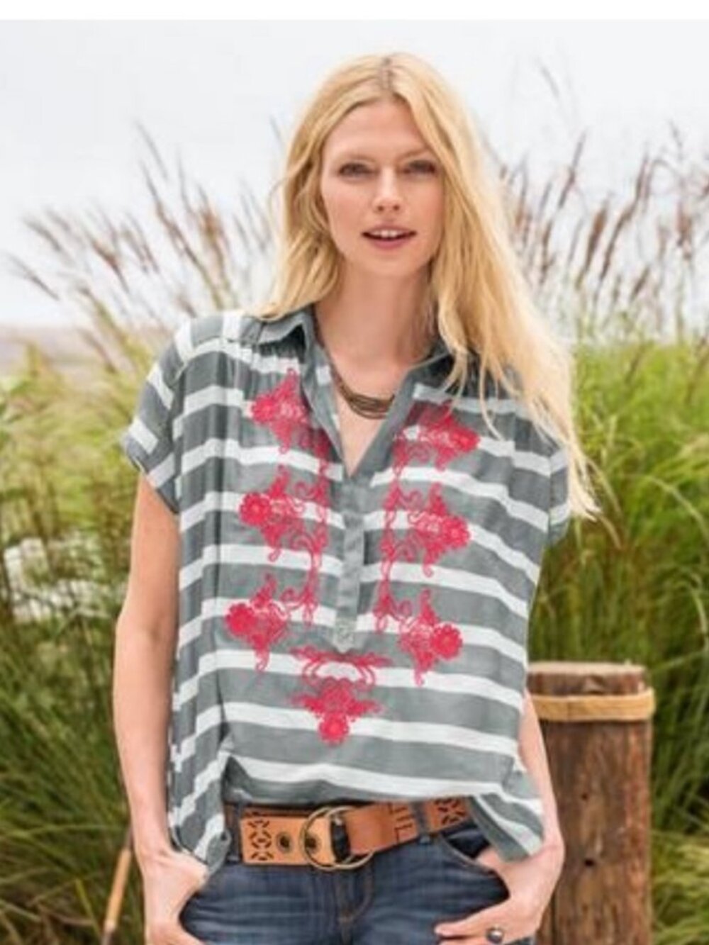 NWOT FuN Striped Cotton Sundance Embroidered Top